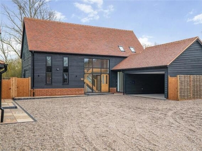 5 Bedroom Detached House For Sale In Chelmsford Road, High Ongar