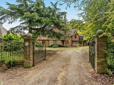 5 Bedroom Detached House For Sale In Houghton, Huntingdon