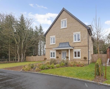 5 Bedroom Semi-detached House For Sale In Abingdon, Oxfordshire