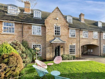 5 Bedroom Town House For Sale In Stamford