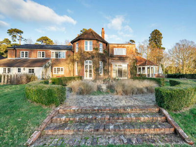 6 Bedroom Detached House For Rent In Southampton, Hampshire