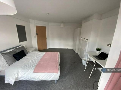 6 Bedroom Semi-detached House For Rent In Cambridge