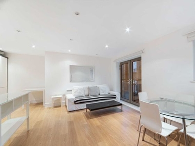 1 bedroom apartment to rent London, E14 7PQ
