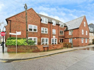 1 Bedroom Flat For Sale In Canterbury
