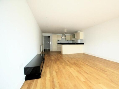 2 Bedroom Apartment For Rent In Bromley
