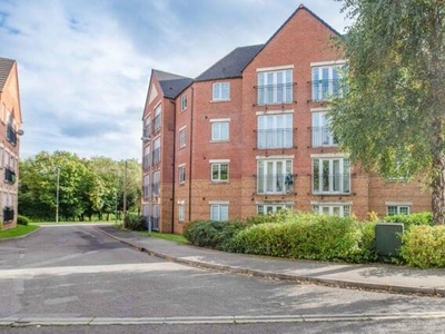 2 Bedroom Apartment For Sale In Redditch, Worcestershire