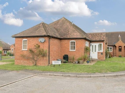 2 Bedroom Bungalow For Sale In Oxfordshire