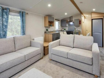 2 Bedroom Caravan For Sale In Gravel Lane, Southport
