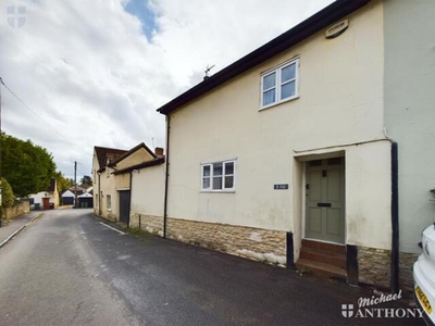 2 Bedroom Cottage For Sale In Haddenham, Aylesbury