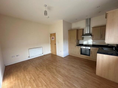 2 Bedroom Flat For Rent In Atherton, Manchester