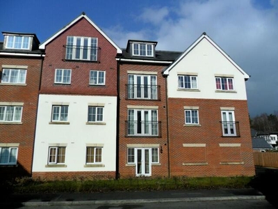 2 Bedroom Flat For Sale In Bordon, Hampshire