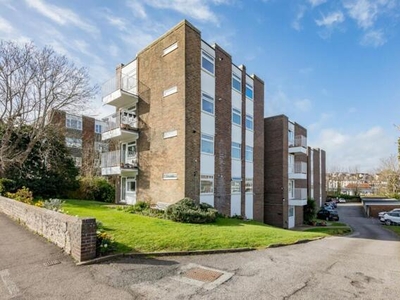 2 Bedroom Flat For Sale In Mountfield Road, Lewes