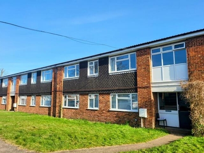 2 Bedroom Flat For Sale In Standon