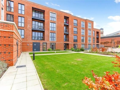 2 Bedroom Flat For Sale In Winchester