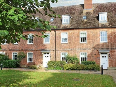 2 Bedroom Ground Floor Flat For Sale In Halesworth, Suffolk