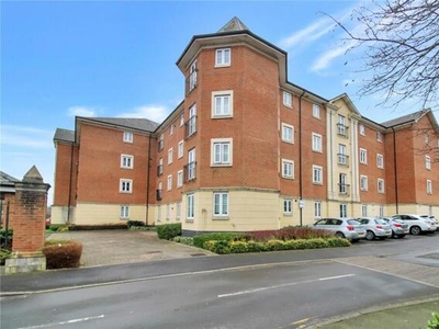 2 Bedroom Penthouse For Sale In Gorse Hill, Swindon