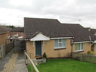 2 Bedroom Semi-detached Bungalow For Sale In Kirkbymoorside