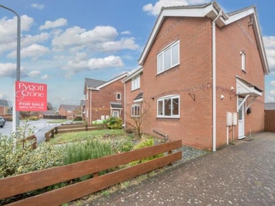 2 Bedroom Semi-detached House For Sale In Sleaford, Lincolnshire