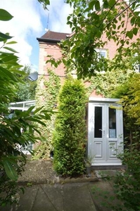 2 Bedroom Terraced House For Sale In Belle Vue, Shrewsbury
