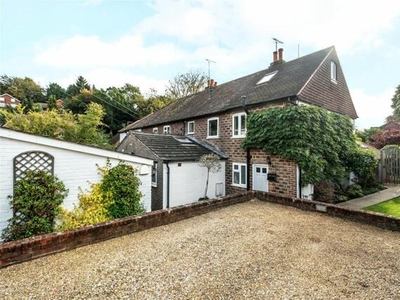 2 Bedroom Terraced House For Sale In Haslemere