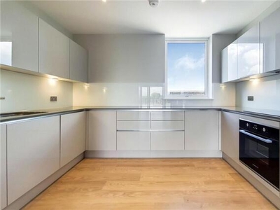 3 Bedroom Apartment For Rent In Wimbledon Grounds, London