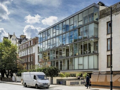 3 Bedroom Apartment For Sale In Abbey Road, St John's Wood