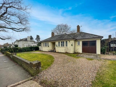 3 Bedroom Bungalow For Sale In Silver End, Witham