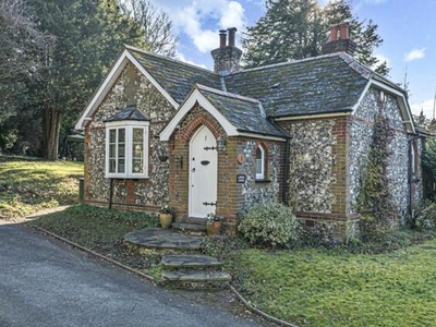 3 Bedroom Cottage For Sale In Coulsdon