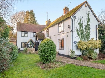 3 Bedroom Detached House For Sale In Tadley, Hampshire