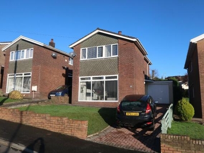 3 Bedroom Detached House For Sale In The Bryn, Pontllanfraith