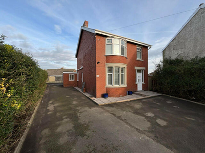 3 Bedroom Detached House For Sale In Thornton
