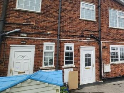 3 Bedroom Duplex For Rent In Kingswinford, West Midlands