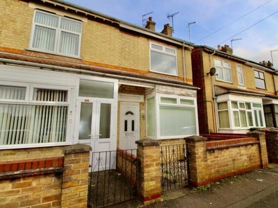 3 Bedroom End Of Terrace House For Rent In Woodston