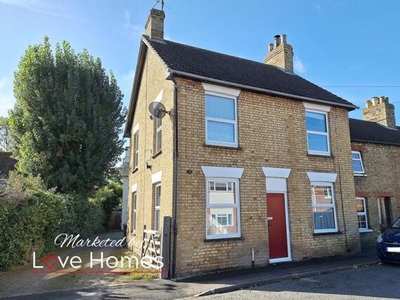 3 Bedroom End Of Terrace House For Sale In Barton-le-clay