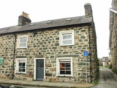 3 Bedroom End Of Terrace House For Sale In Porthmadog, Gwynedd