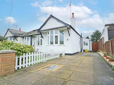 3 Bedroom Semi-detached Bungalow For Sale In Hadleigh