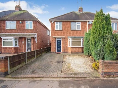 3 Bedroom Semi-detached House For Sale In Ash Green