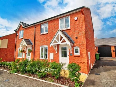 3 Bedroom Semi-detached House For Sale In Droitwich