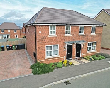3 Bedroom Semi-detached House For Sale In Eaton Leys