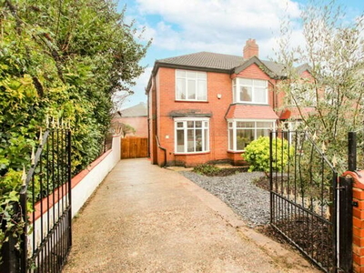 3 Bedroom Semi-detached House For Sale In Town Moor, Doncaster