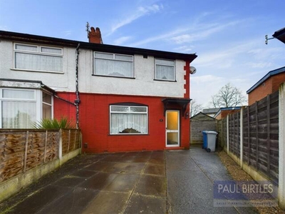 3 Bedroom Semi-detached House For Sale In Urmston, Trafford