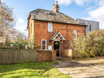 4 Bed Cottage For Sale in Kingston Bagpuize, Oxfordshire, OX13 - 5256056