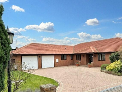 4 Bedroom Bungalow For Sale In Lydiard Millicent, Swindon