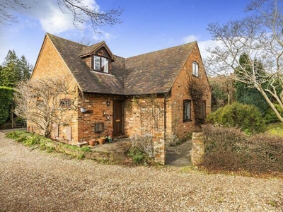 4 Bedroom Detached House For Sale In Buckinghamshire