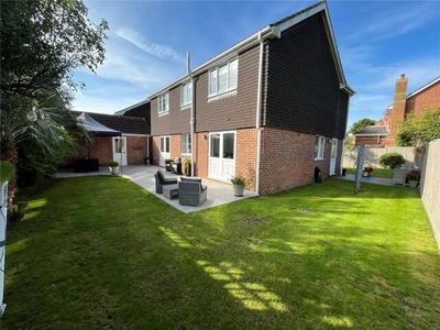 4 Bedroom Detached House For Sale In Eastleigh, Hampshire