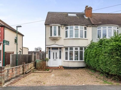 4 Bedroom End Of Terrace House For Sale In Sutton, Surrey