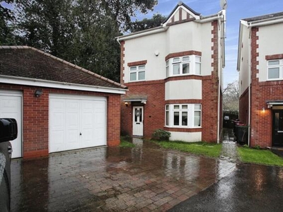 4 Bedroom House For Sale In Atherstone, Warwickshire