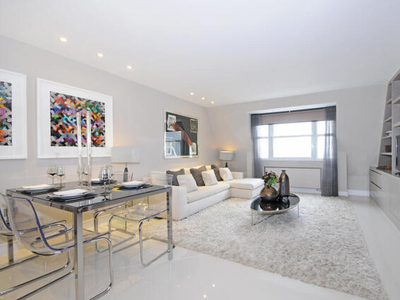 4 Bedroom Penthouse For Rent In St John's Wood Park, London