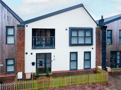 4 Bedroom Terraced House For Sale In Horsehay, Telford