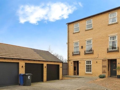 4 Bedroom Town House For Sale In Brierley